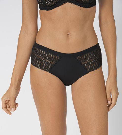 Triumph Aura Spotlight Maxi black