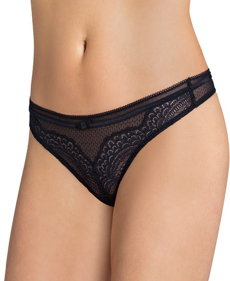 Triumph Beauty-Full Darling String schwarz