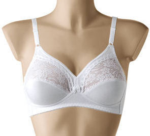 Triumph Formfit Mittelträger-BH / Full-Cup weiß