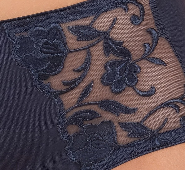 Felina Slip Moments 517 admiral