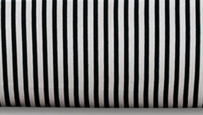 Janine Mako-Satin modernclassic schwarz Nadelstreifen