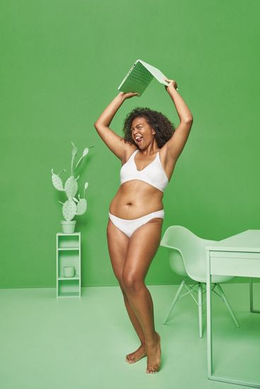 Sloggi BODY ADAPT T-Shirt Bra white