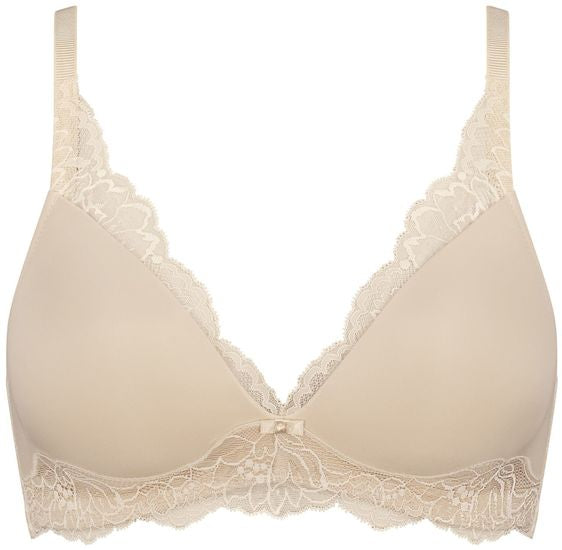 Triumph Amourette Charm Schalen-BH creamy dream