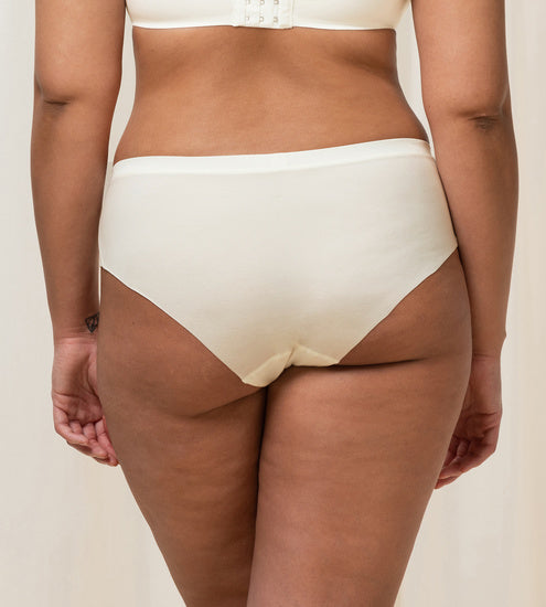 Triumph Body Make-up Soft Touch Hipster EX vanille