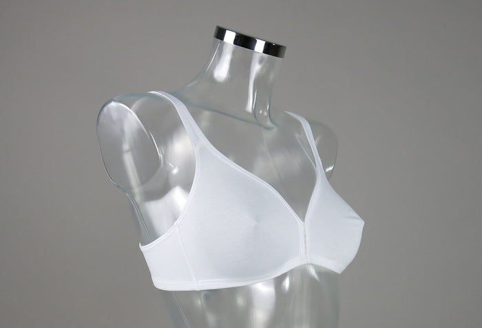 Triumph Eileen  Damen Miederwaren BH kurz Mittelträger ohne Bügel weiß