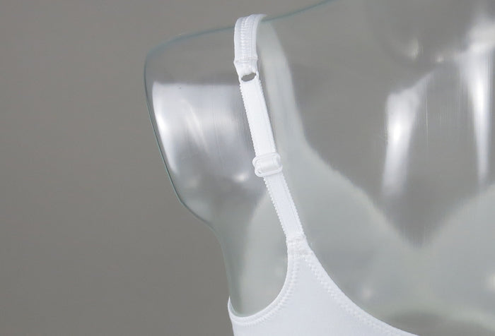 Triumph Eileen  Damen Miederwaren BH kurz Mittelträger ohne Bügel weiß