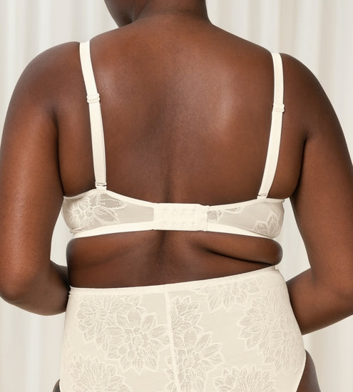 Triumph Fit Smart P01 vanille