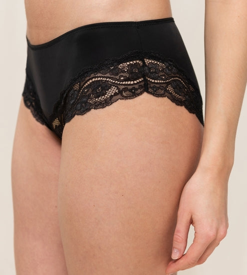 Triumph Lovely Micro Hipster BLACK