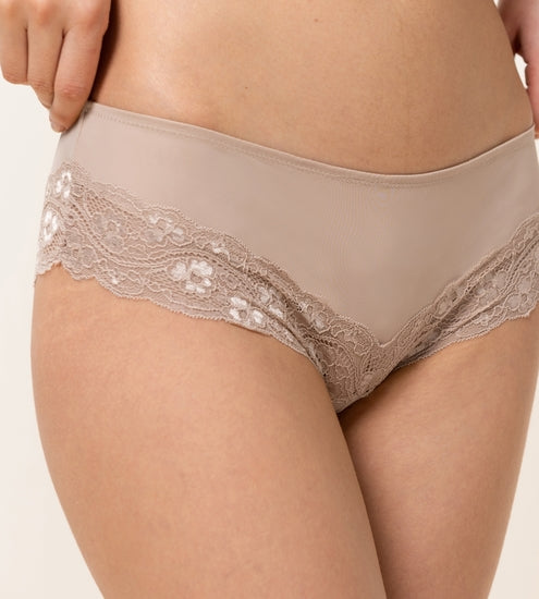 Triumph Lovely Micro Hipster smooth skin