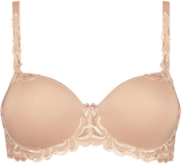 Triumph Modern Finesse mit Formbügel und Einlage beige